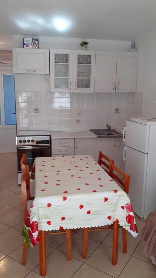 Apartments Slavica Bol Exterior photo