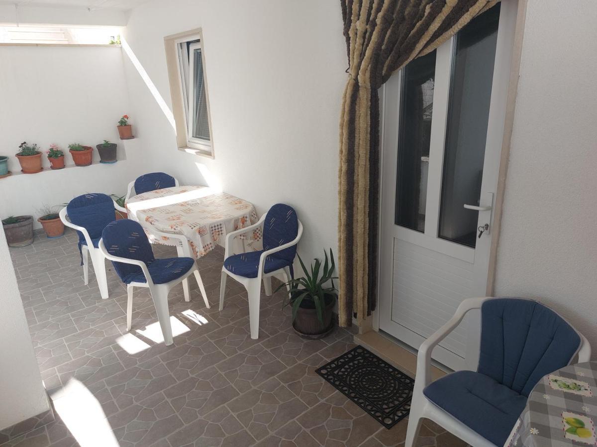 Apartments Slavica Bol Exterior photo