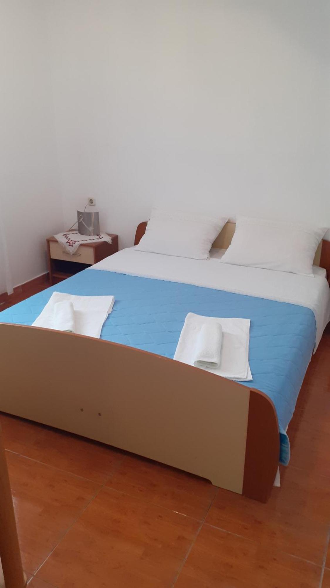 Apartments Slavica Bol Room photo
